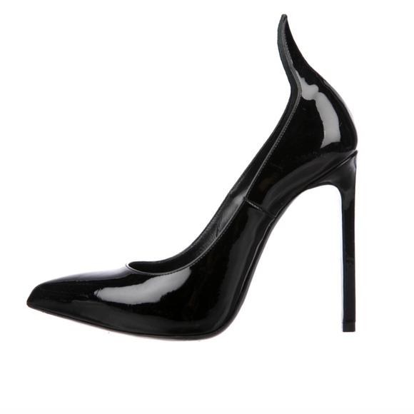 SAINT LAURENT BLACK PATENT PUMP - Picture 5 of 7